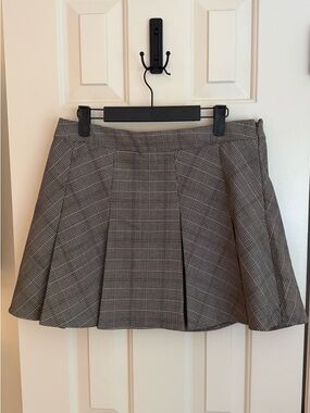 H&M Gray Plaid Skater Mini Skirt
